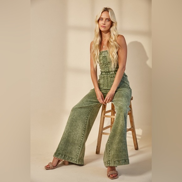 NEW ! BEAUTIFUL ACID OLIVE COLOR TUBE TOP FLARE BOTTOMS DENIM JUMPSUIT - Picture 5 of 5